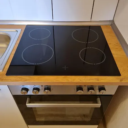 アパート Sattlerbad